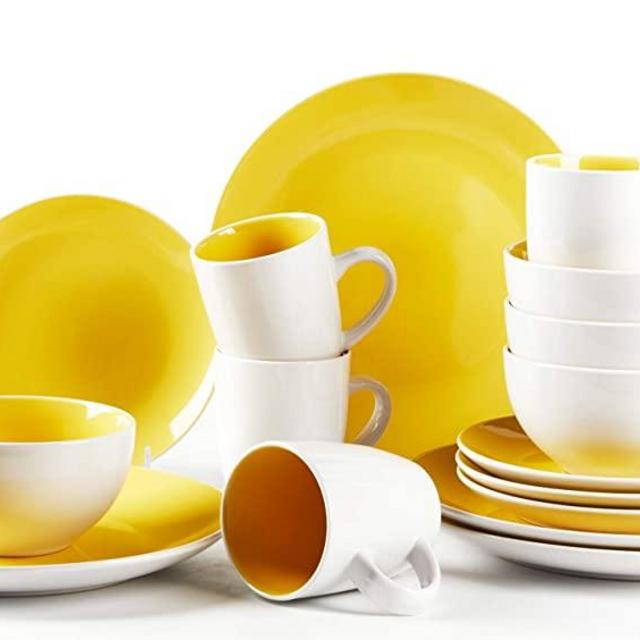 HomeVss, Stoneware Coupe 16pc Dinnerware Set, Outside White + Inside Yellow