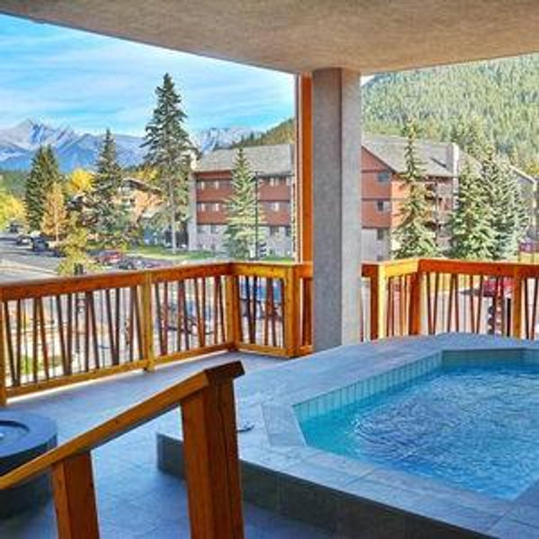 Couples massage in Banff