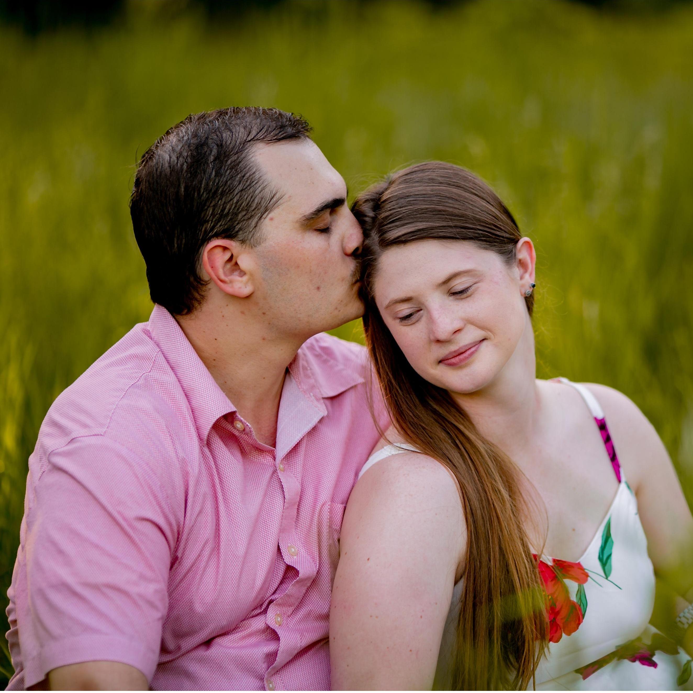 Engagement Photos at Highbanks Metro Park