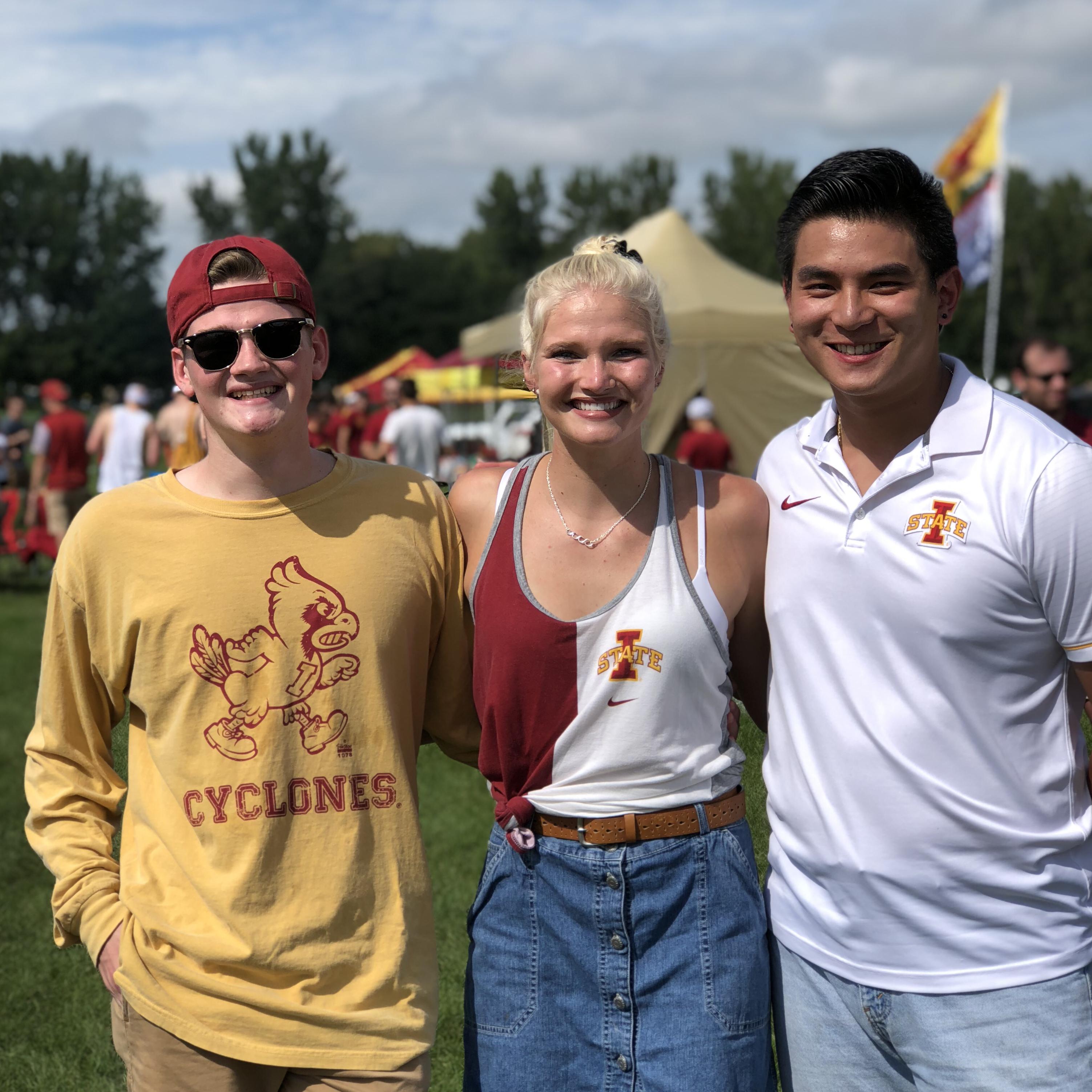 Mollie Greenwood and Robert Doan's Wedding Website, image size:3005x3005