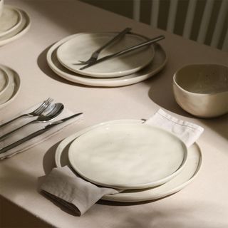 Mirella Salad Plate, Set of 8