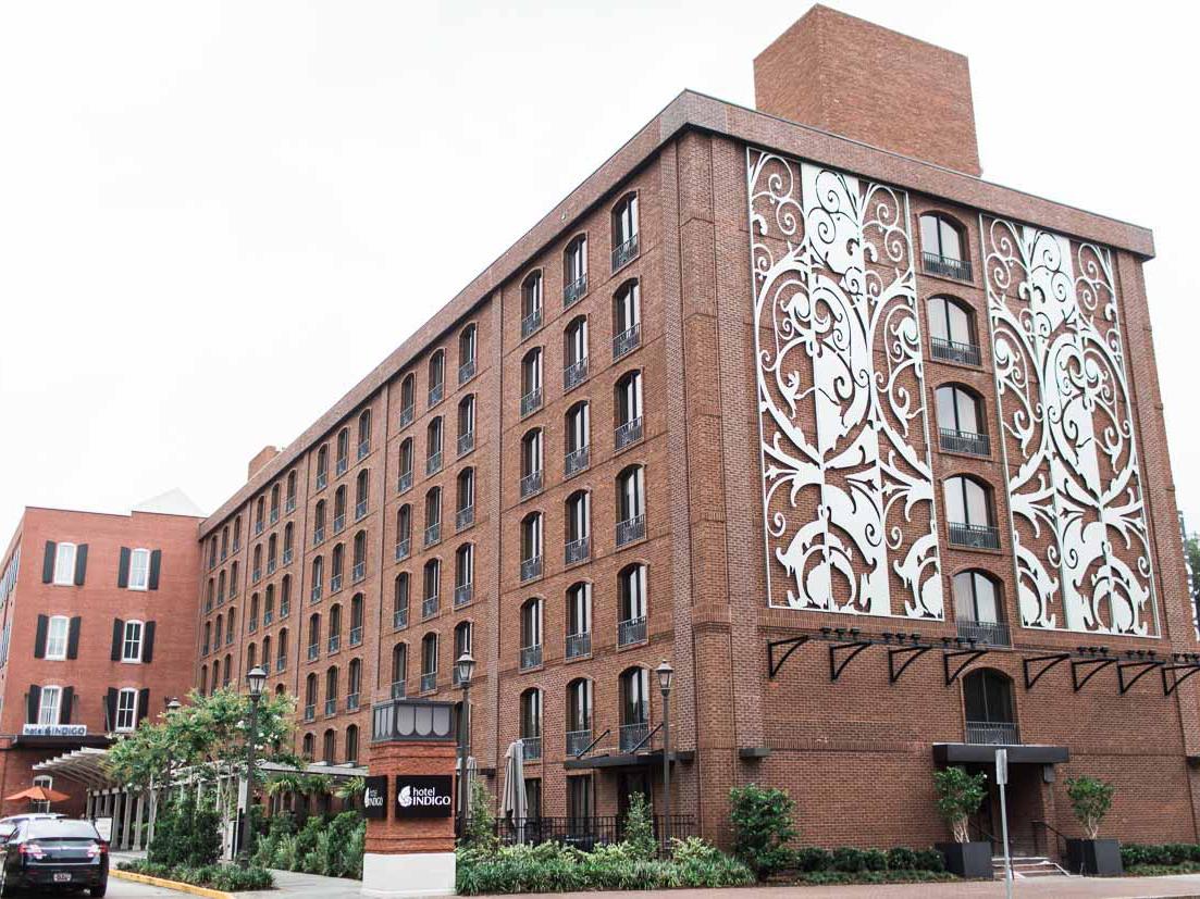 The Wedding Website of Carley Bragg and Logan Gunn