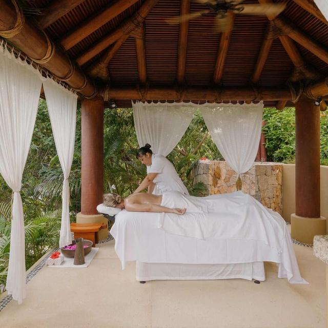 Couples Massage - Ixtapa, Mexico