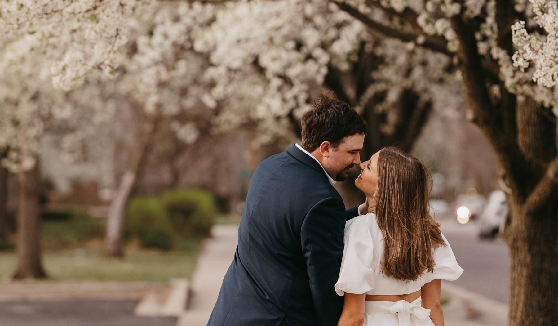 The Wedding Website of Lindsey Loveland and Tanner Lackey