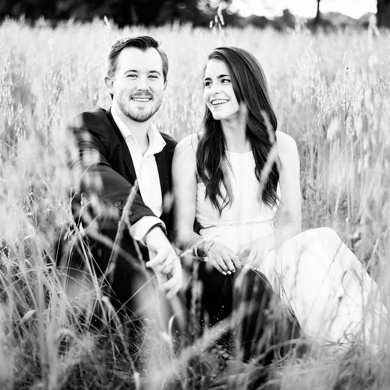 Engagement Pictures by Andrew Swindle Photography