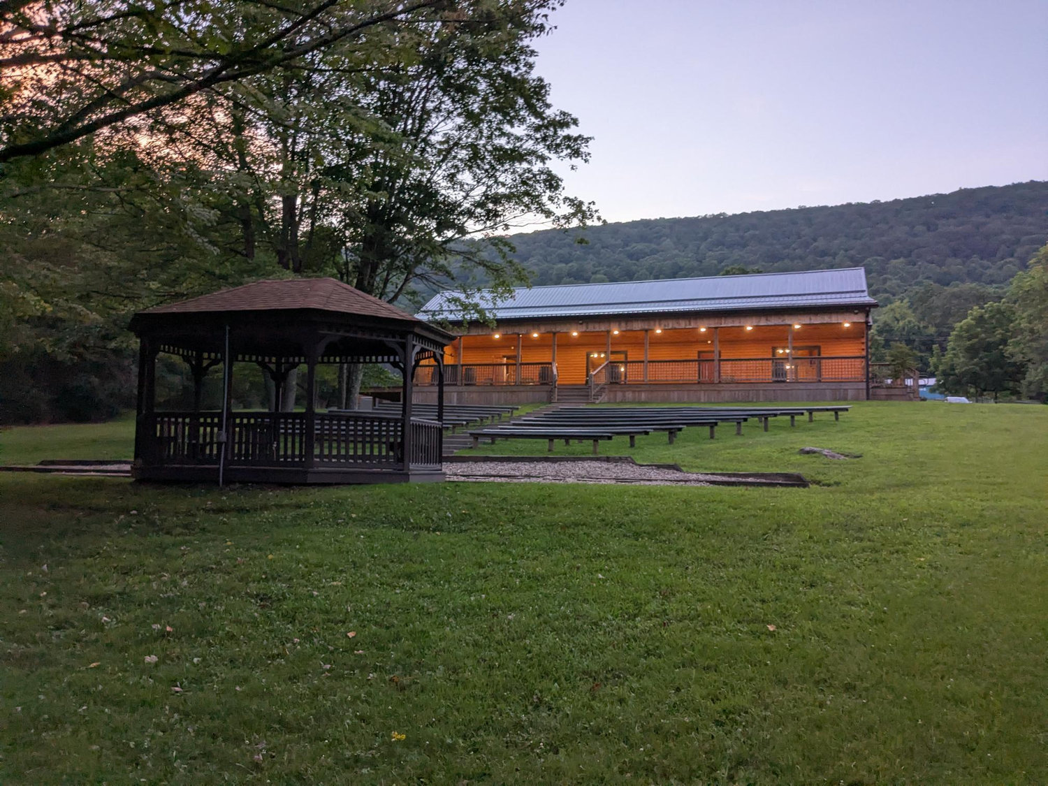 The Wedding Website of Jerrica Howard and Seth Cornwall