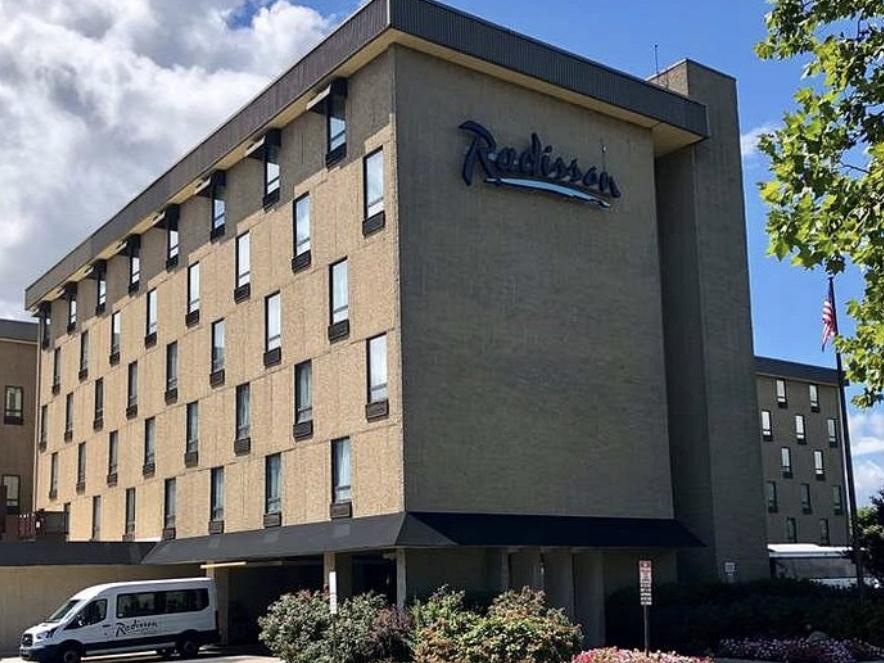 The Wedding Website of Daugette Caulker and Peter Manga