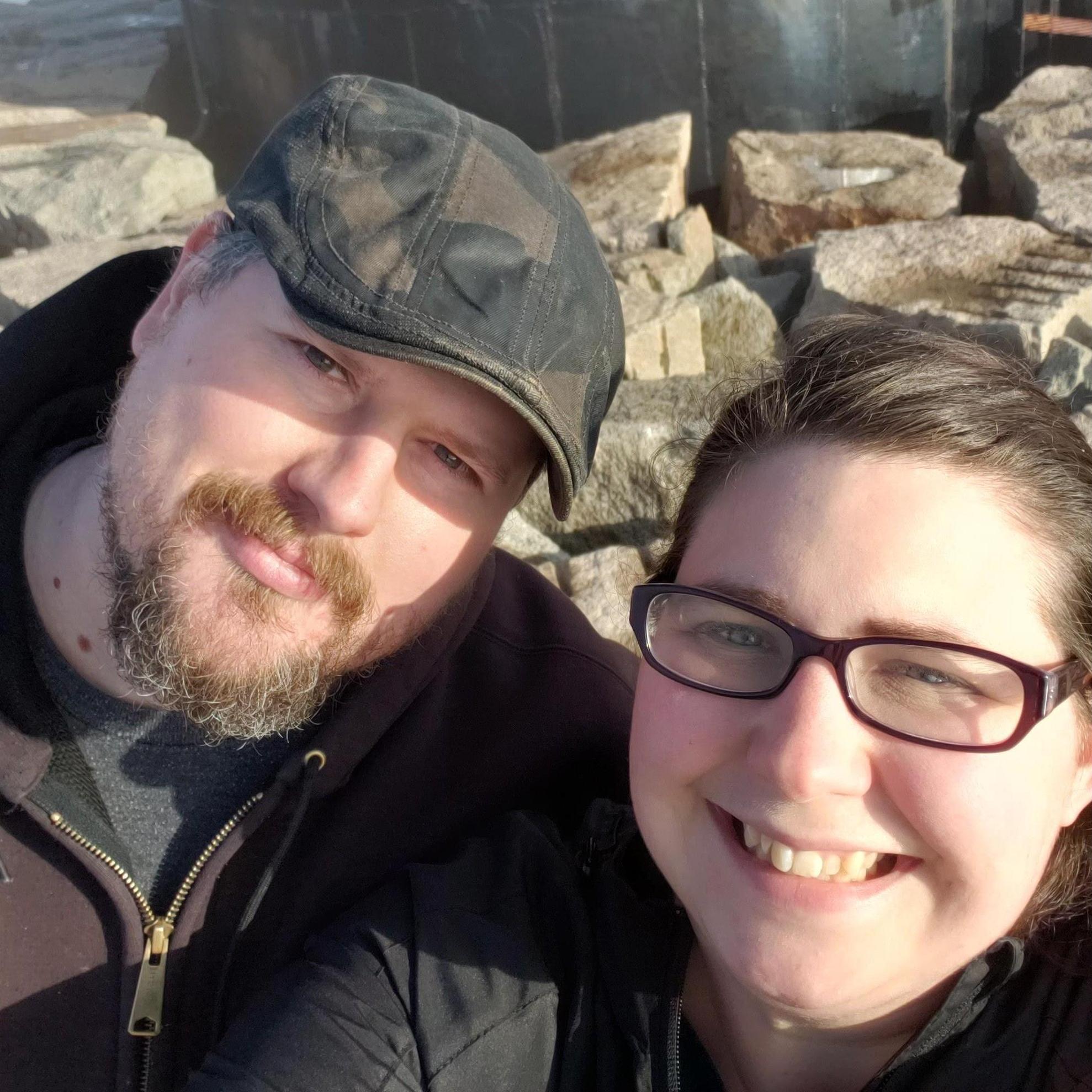 A last-minute, need-to-get-out-of-the-house date, we picked up take out sushi in Portland and ate in the car in the SMCC parking lot, followed by a walk to Spring Point Ledge Lighthouse.
