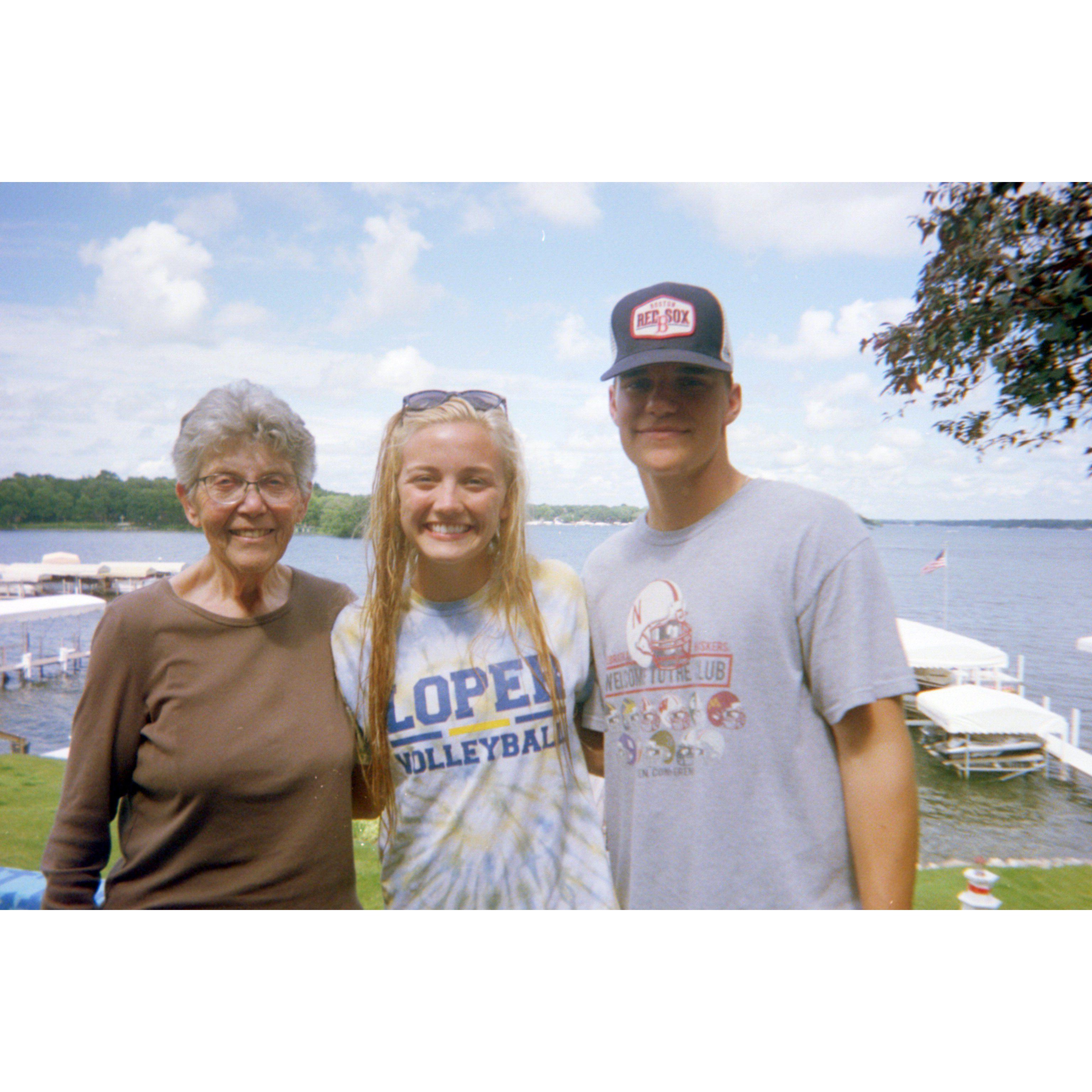 Boji with grandma <3