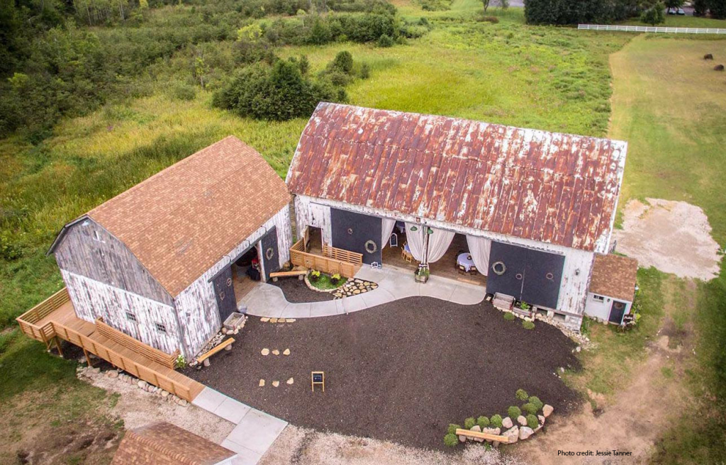 The Wedding Website of Hannah Crain and Tyler VanRooyen