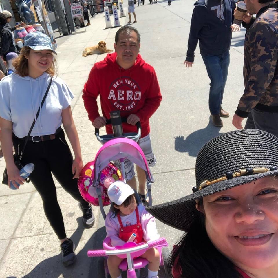 Gala ng bebe kunwari nag to-tour sa Venice beach