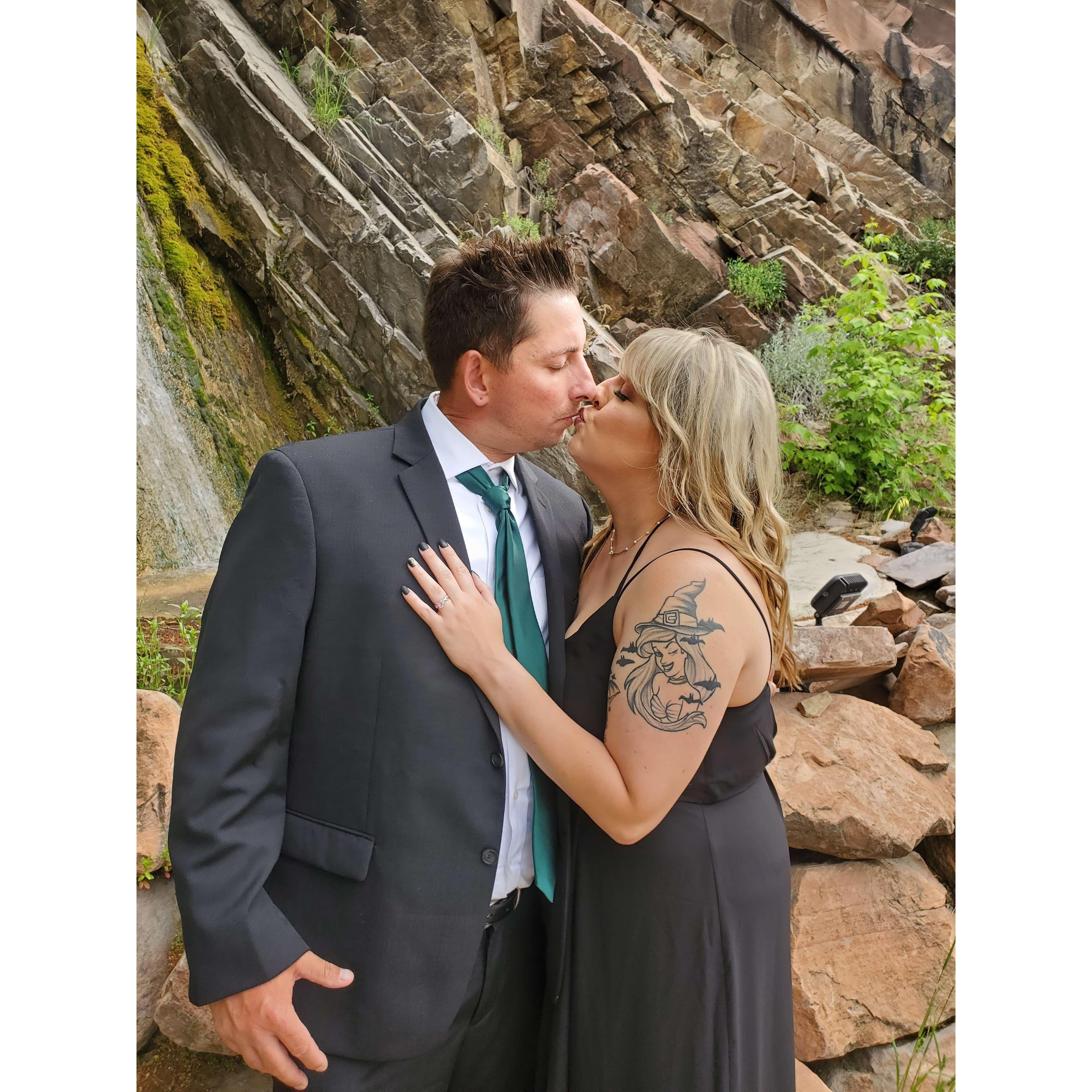 Our trip to Utah to watch my beautiful cousin get married <3