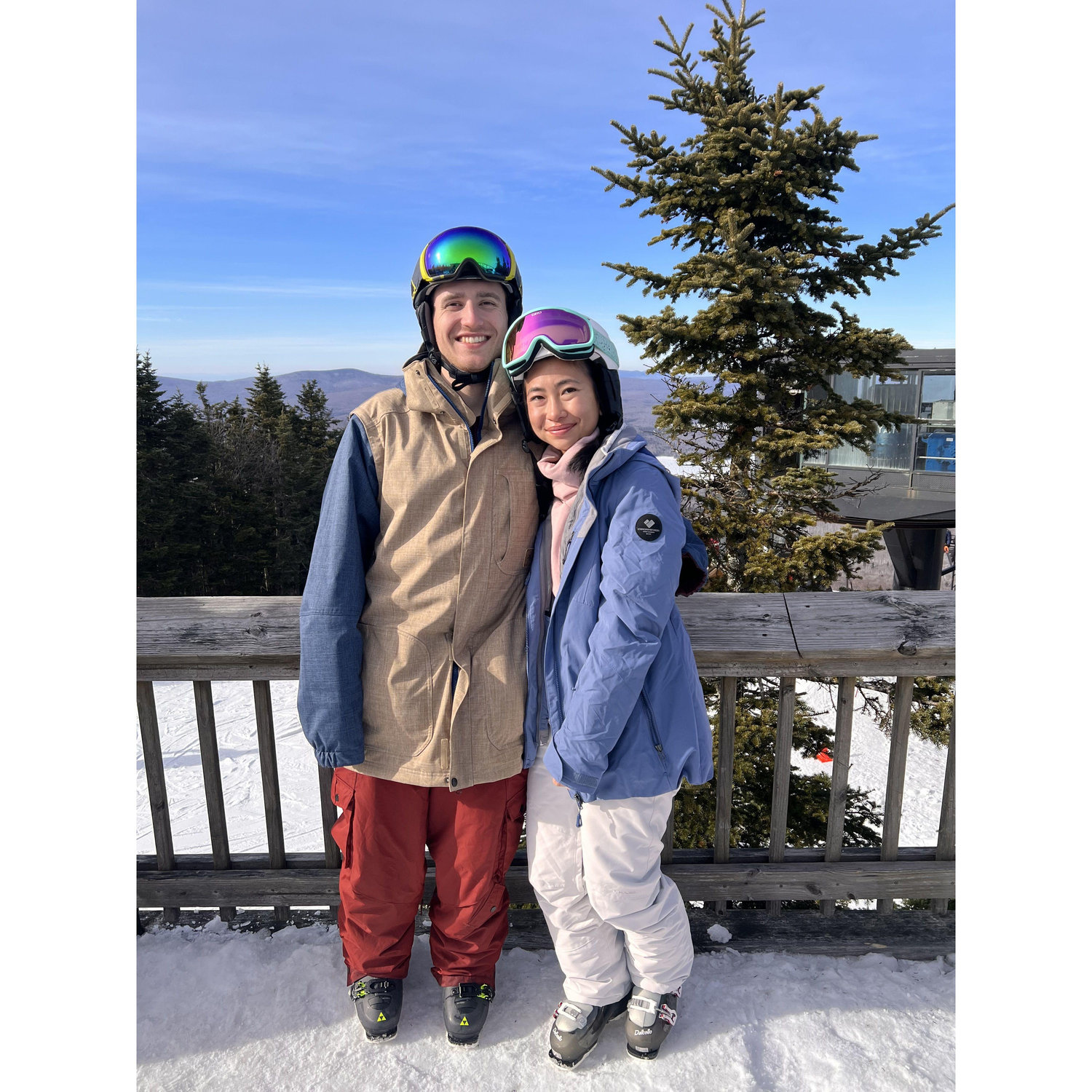 Moreee skiing