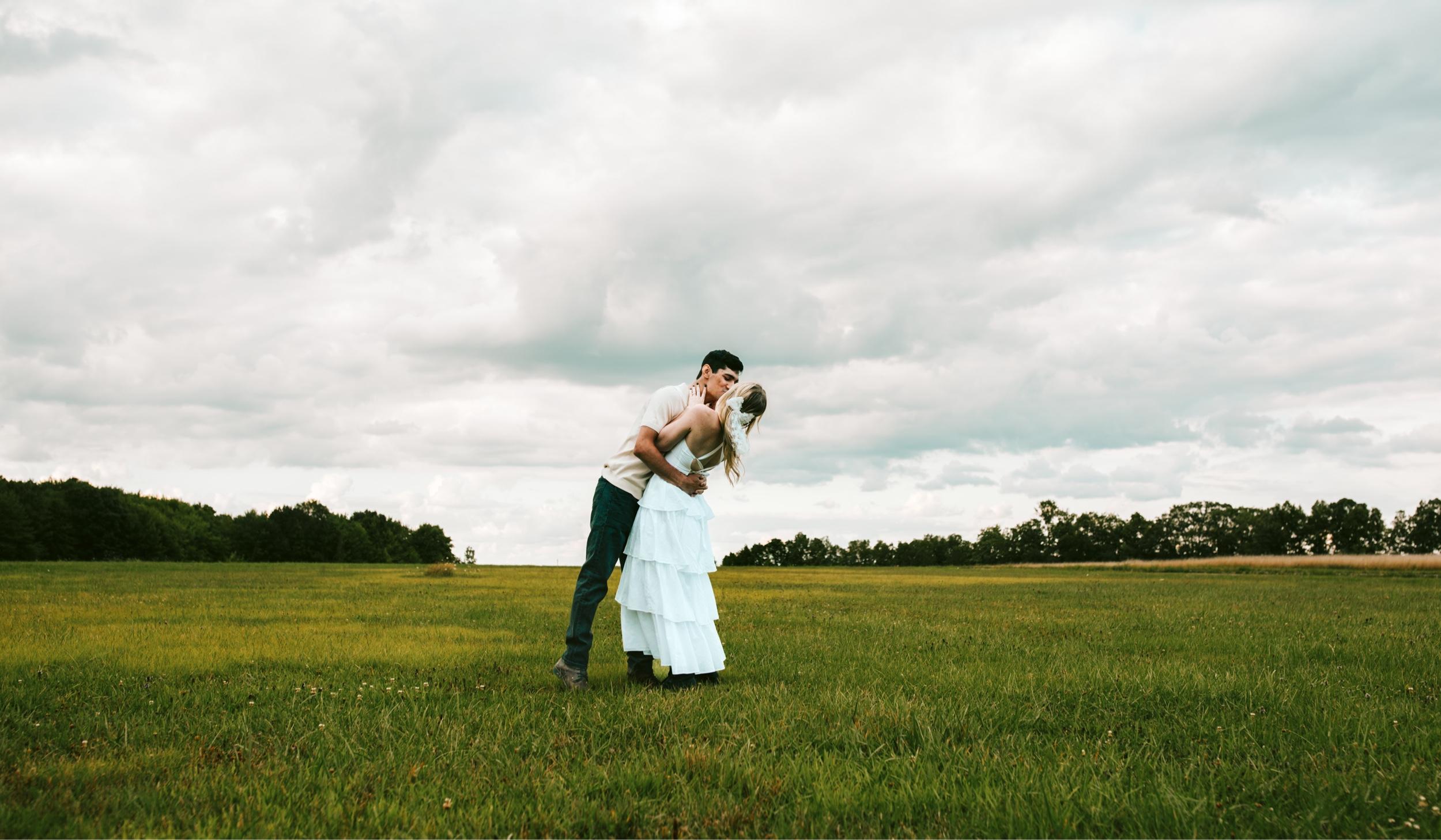 The Wedding Website of Katie Hartwig and Chris Sakenes