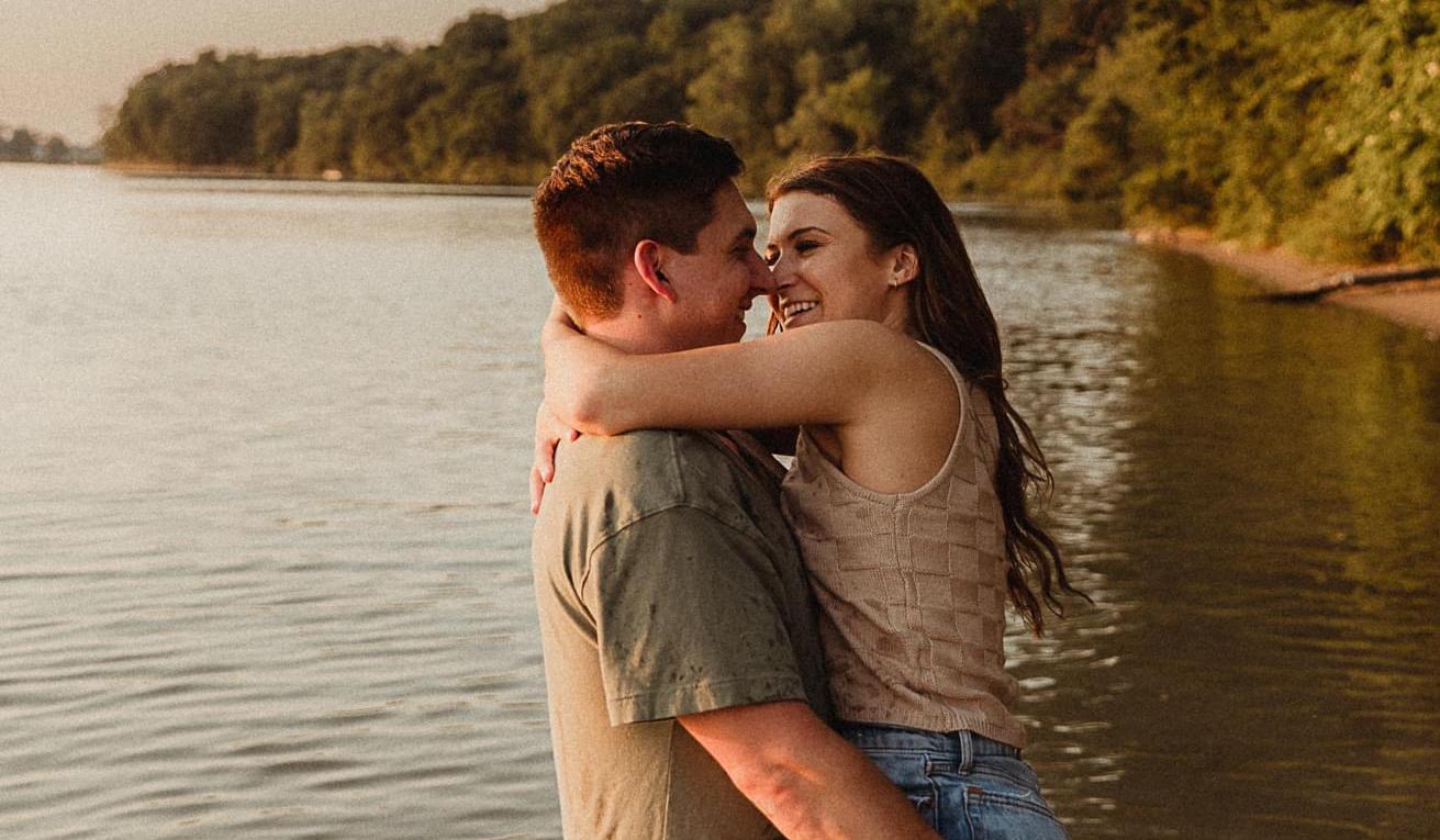 The Wedding Website of Jacob Beckhusen and Haley Linton