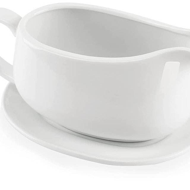 Buyajuju 25 oz Gravy Boat and Tray, Ceramic White Gravy Boat with Saucer Stand for Dining, 2 Pieces Procelain Gravy Boat and Saucer