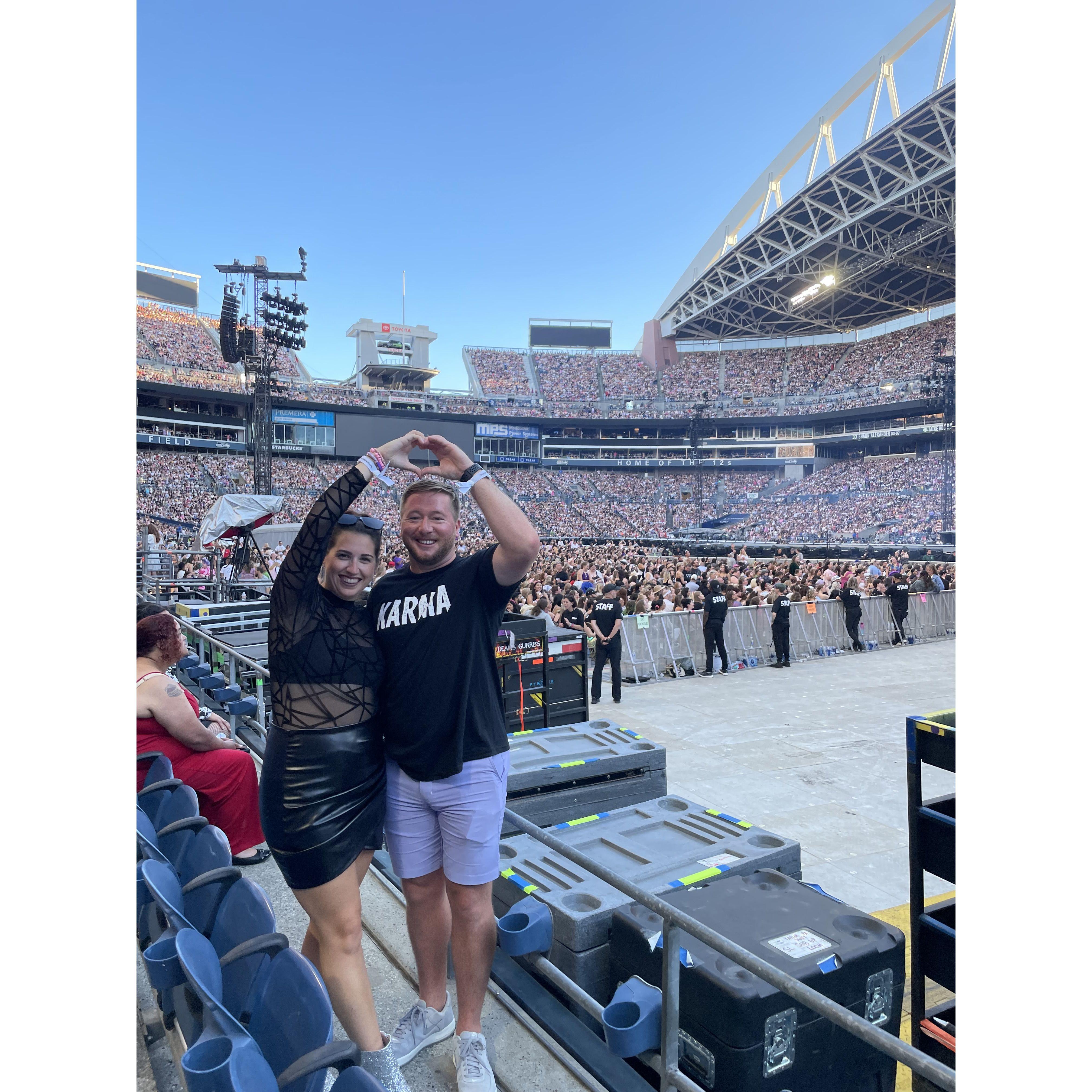 TAYLOR SWIFT IN SEATTLE