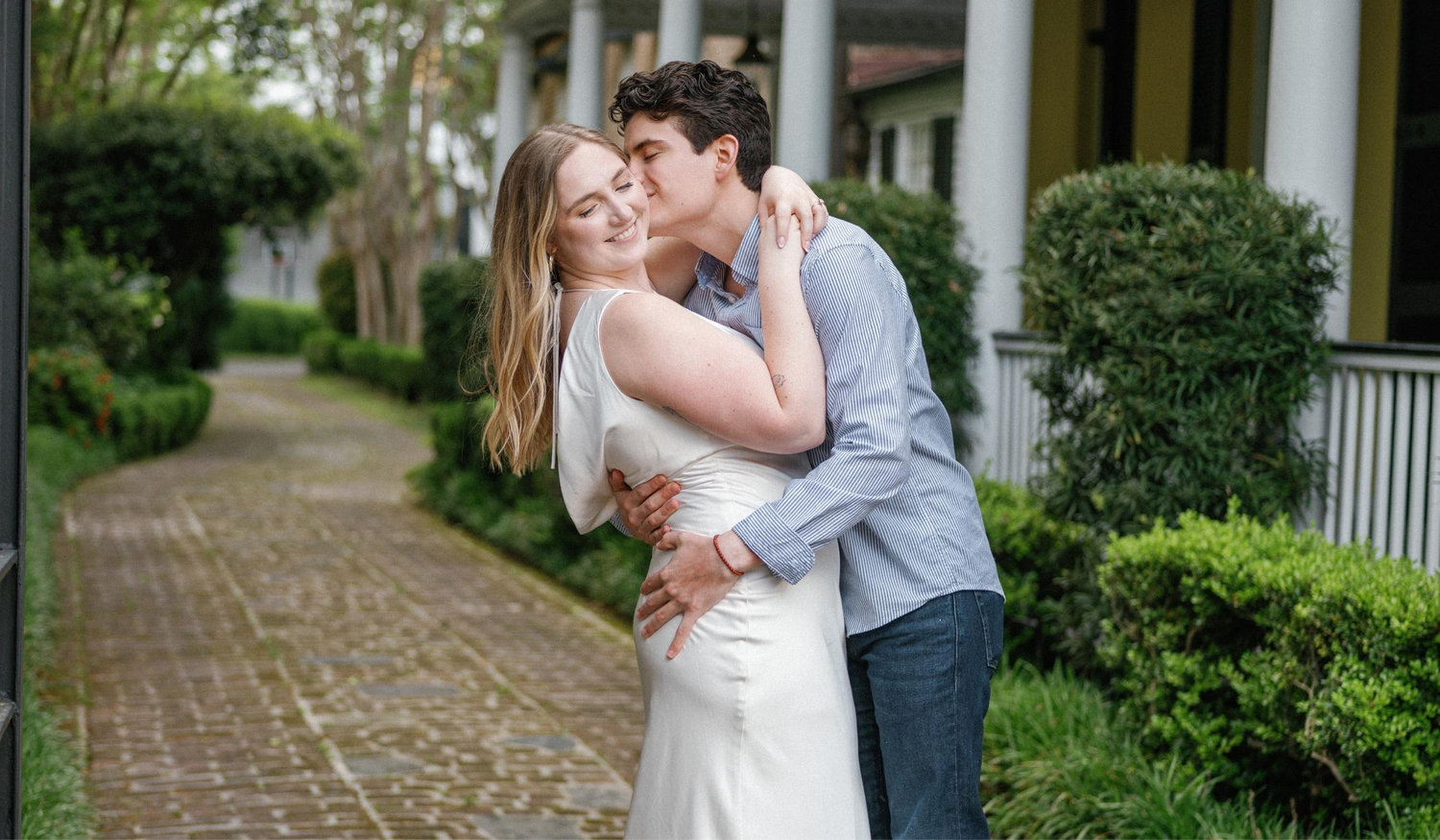 The Wedding Website of Emma Busig and Pablo Zertuche