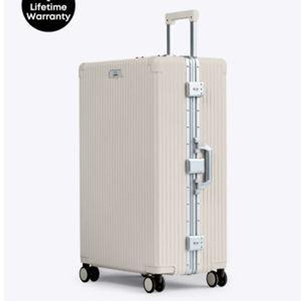 NOBL Check-In: All-In-One 28" (Color Sand)