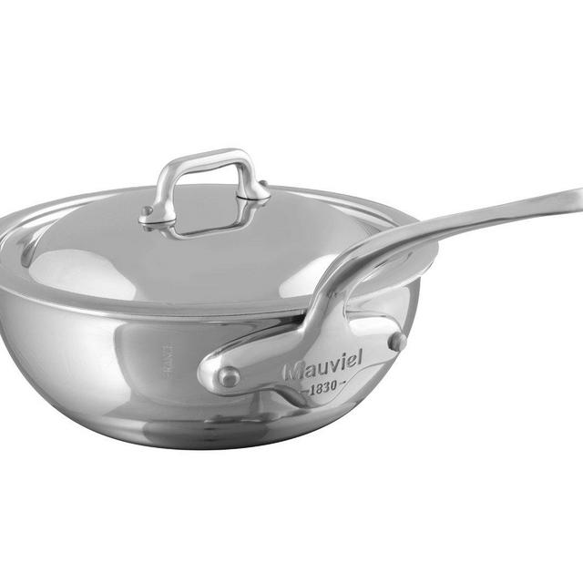 Mauviel M'COOK Curved Splayed Saute Pan With Lid , 7.9 In