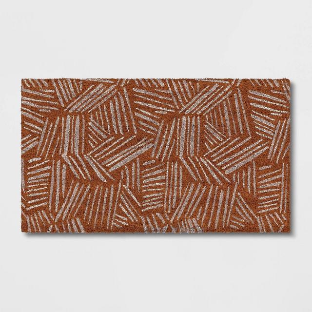 1'4"x2'4" Scritch Rectangular Outdoor Door Mat White - Room Essentials™
