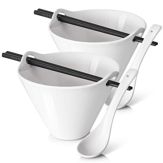 DOWAN 20 oz Ramen Bowl Set with Matching Spoon and Chopsticks, Soup Bowl for Pho, Ramen Noodle, And Miso Soups, 2 Packs, White, 6.5 inches