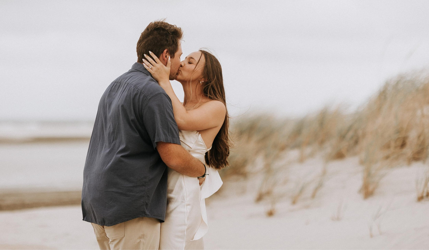 The Wedding Website of Alexandra Cooke and Eric DeLellis Jr