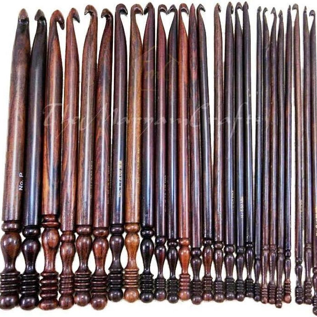 Rosewood Crochet Hooks Set of 7 (3.5mm-6.5mm) | Wooden Yarn Crochet Hooks for Knitting & Crocheting | Ergonomic Handcrafted Crochet Needles | Engraved Sizes | DIY Craft Kit for Beginners & Experts