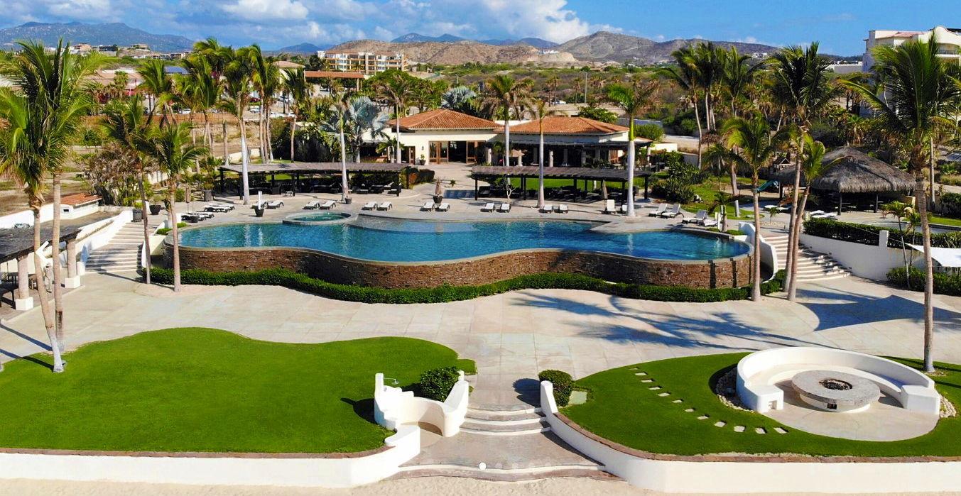 The Wedding Website of Franco Aragones and Ariana Aragones