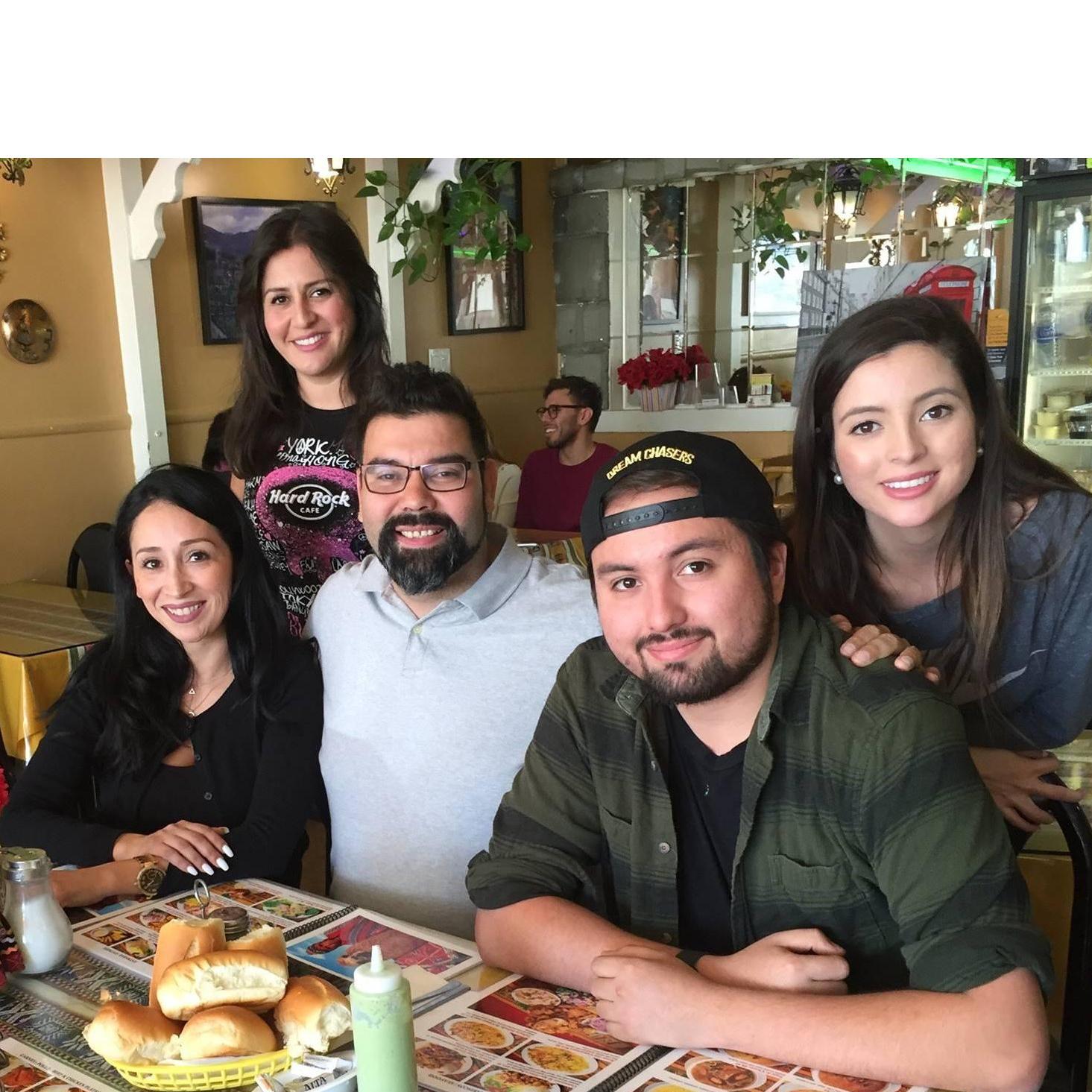With the Primas (Cousins) You cannot find more caring people, always there when needed. No questions asked. We love you guys!