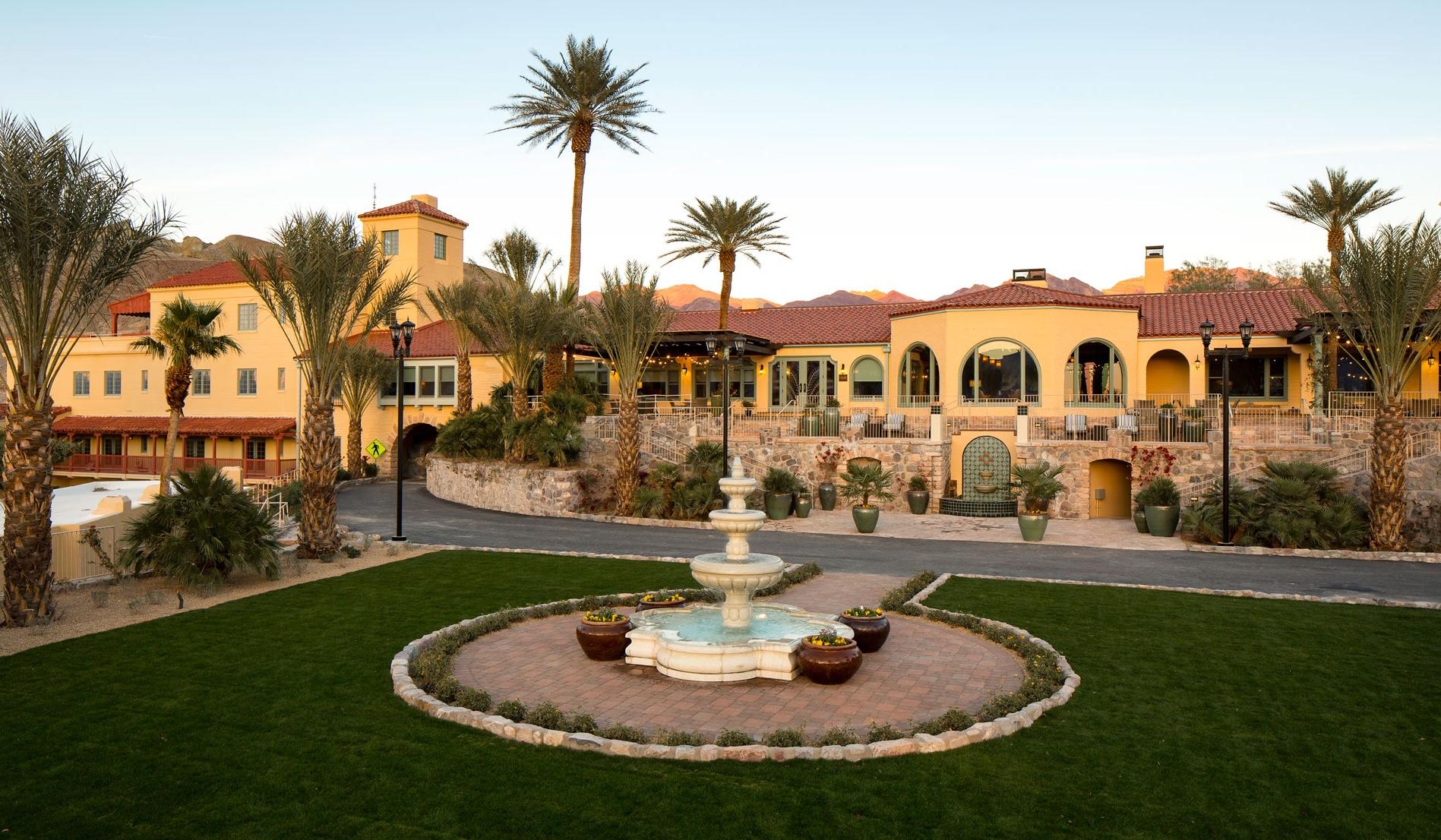 The Wedding Website of Amelia Cornacchini and Kyle Maniuszko