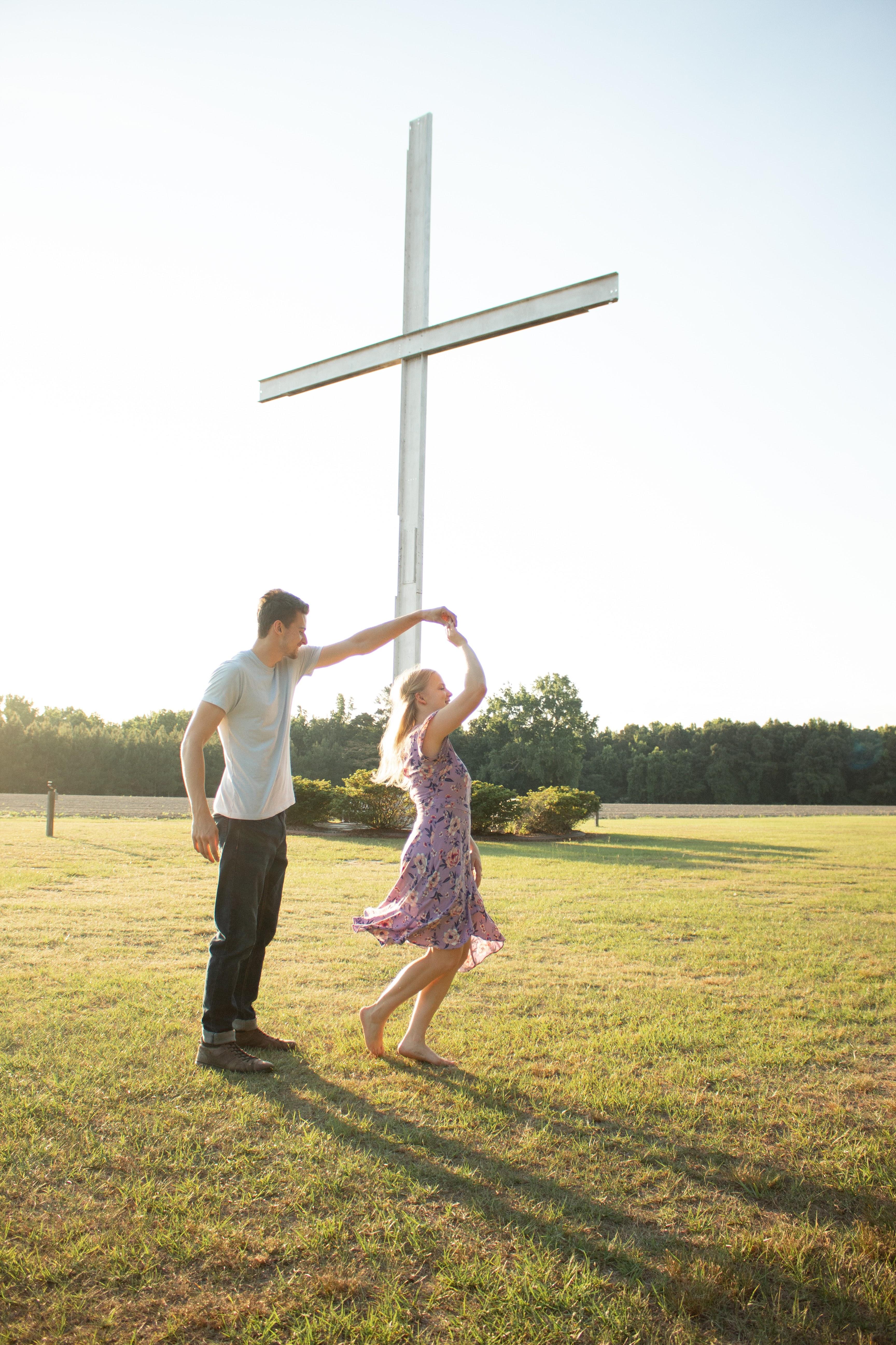 The Wedding Website of Jake Martin and Julia Bainbridge