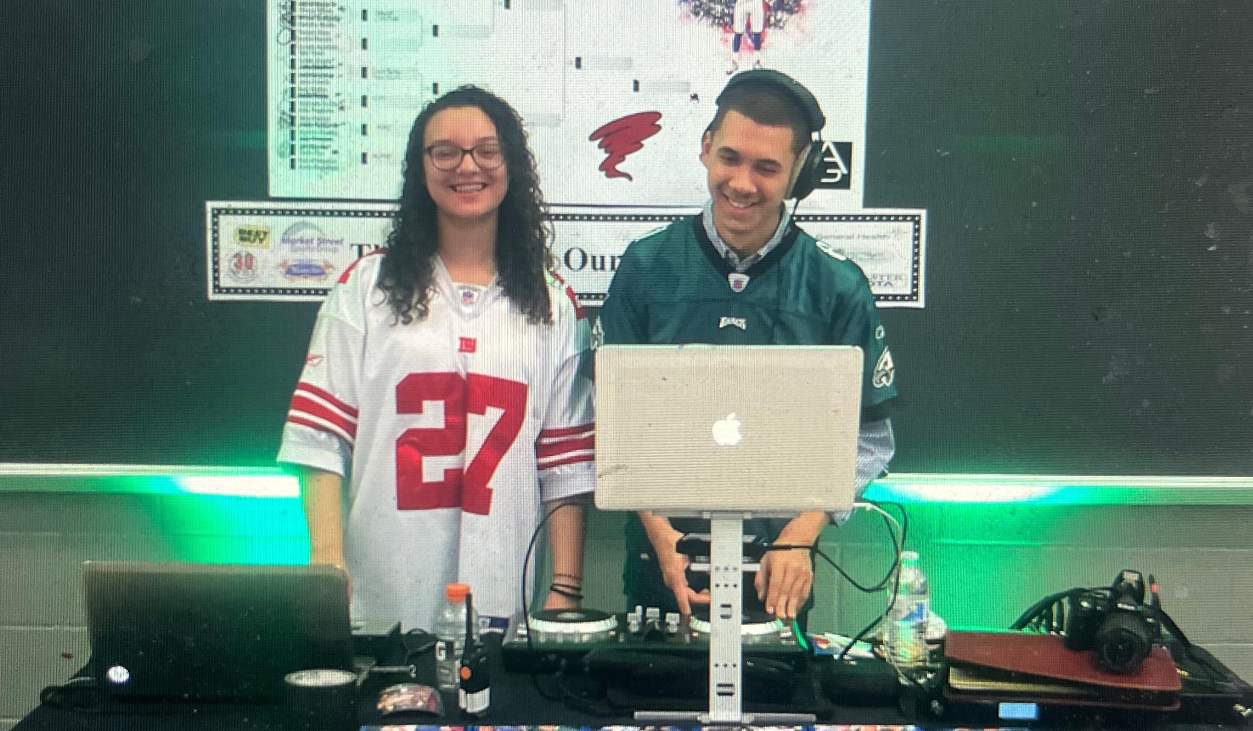 The Wedding Website of Angel Gonzalez and Julianna Gonzalez