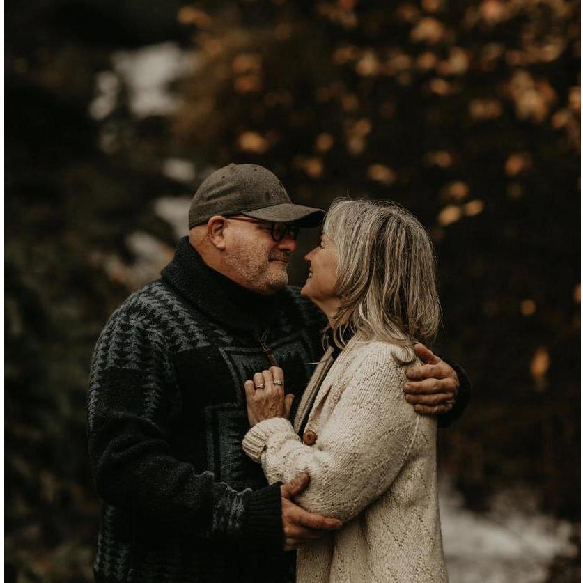 After our "First Date" in Eugene (the 1st Annual Sports Hall of Fame Induction) we said our first "Goodbye" at Multnomah Falls