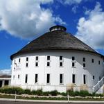 Round Barn Winery & Estate