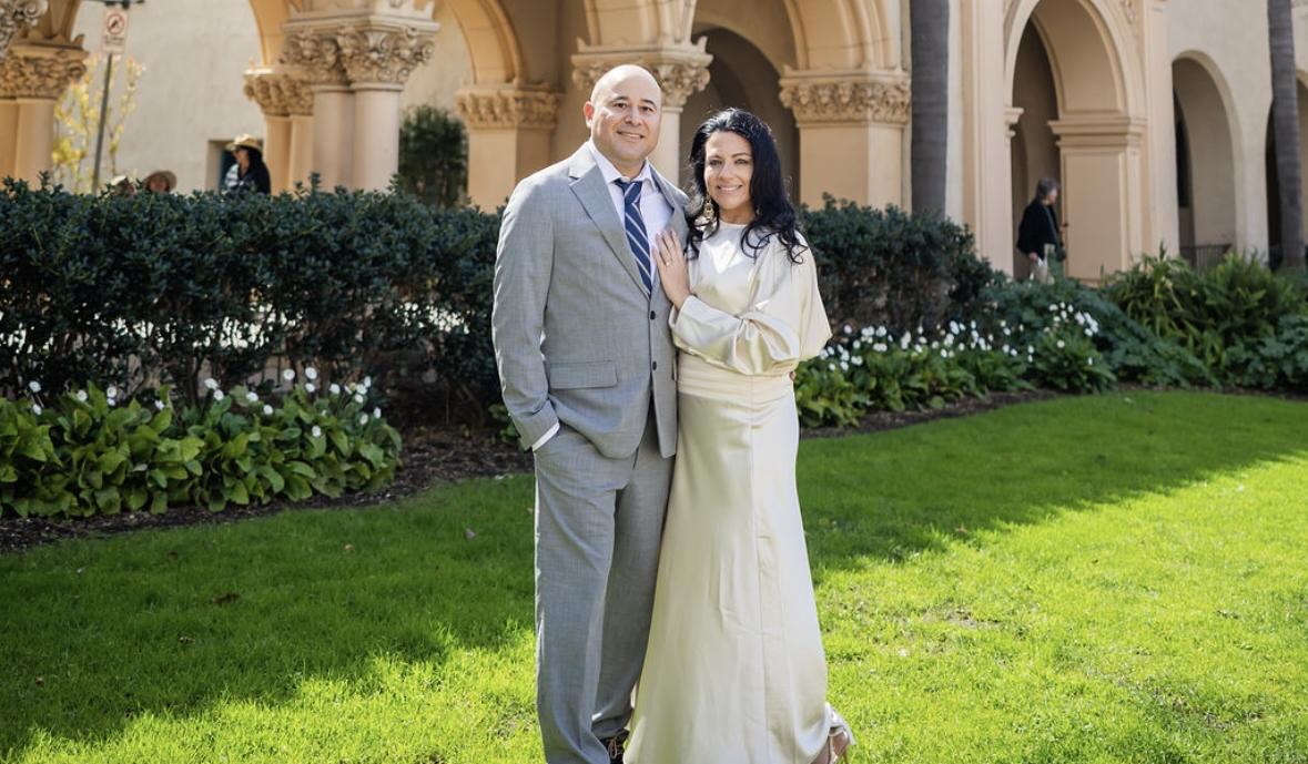The Wedding Website of Amanda Barrio and Eric Hardy