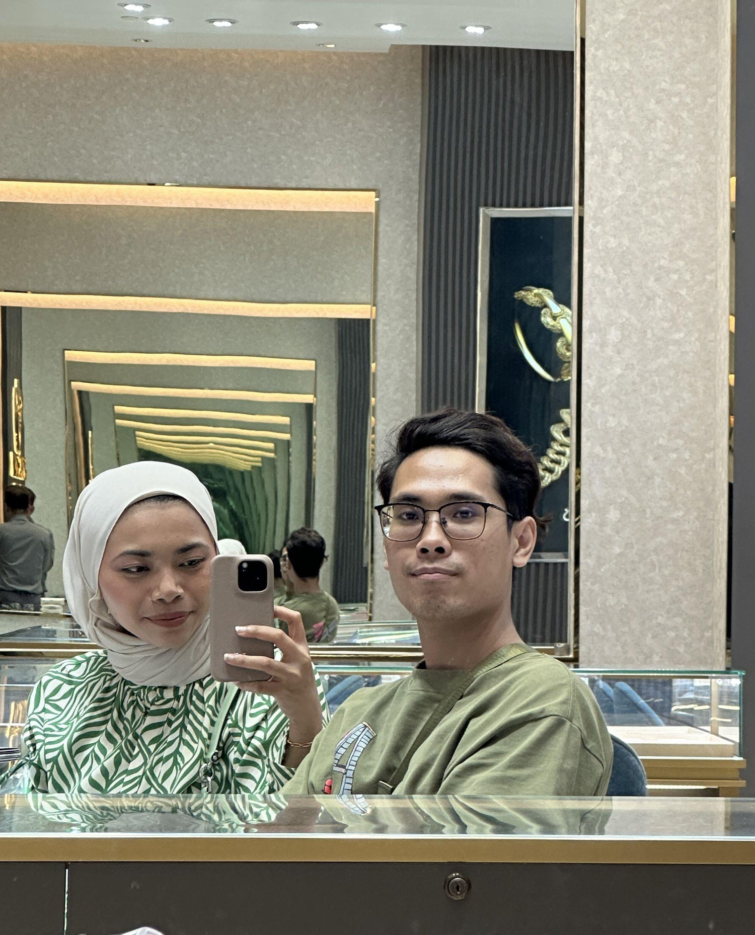 The Wedding Website of Fariesya Nadya and Aziq Azman