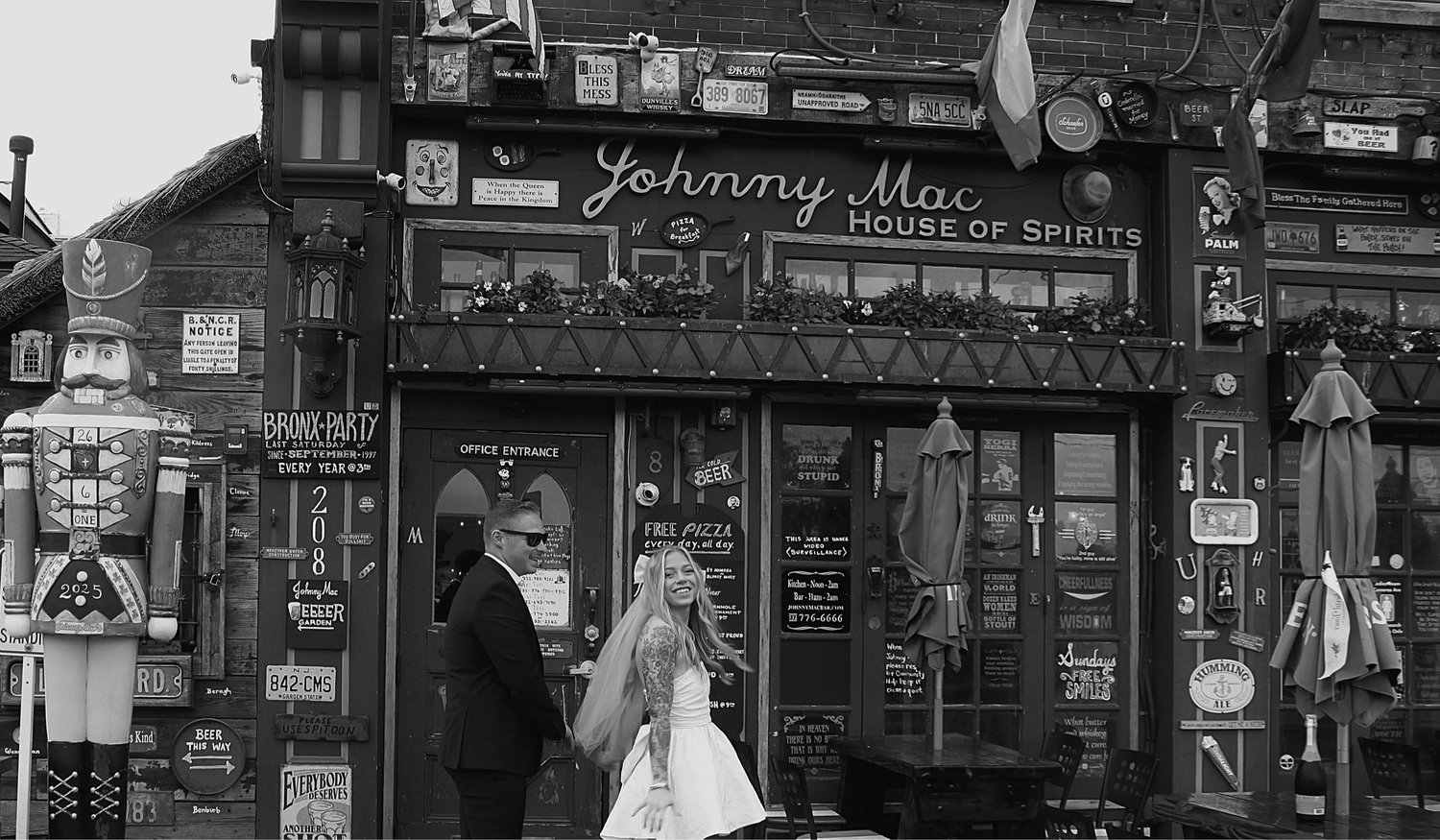 The Wedding Website of Tess Martin and Kai Reynolds