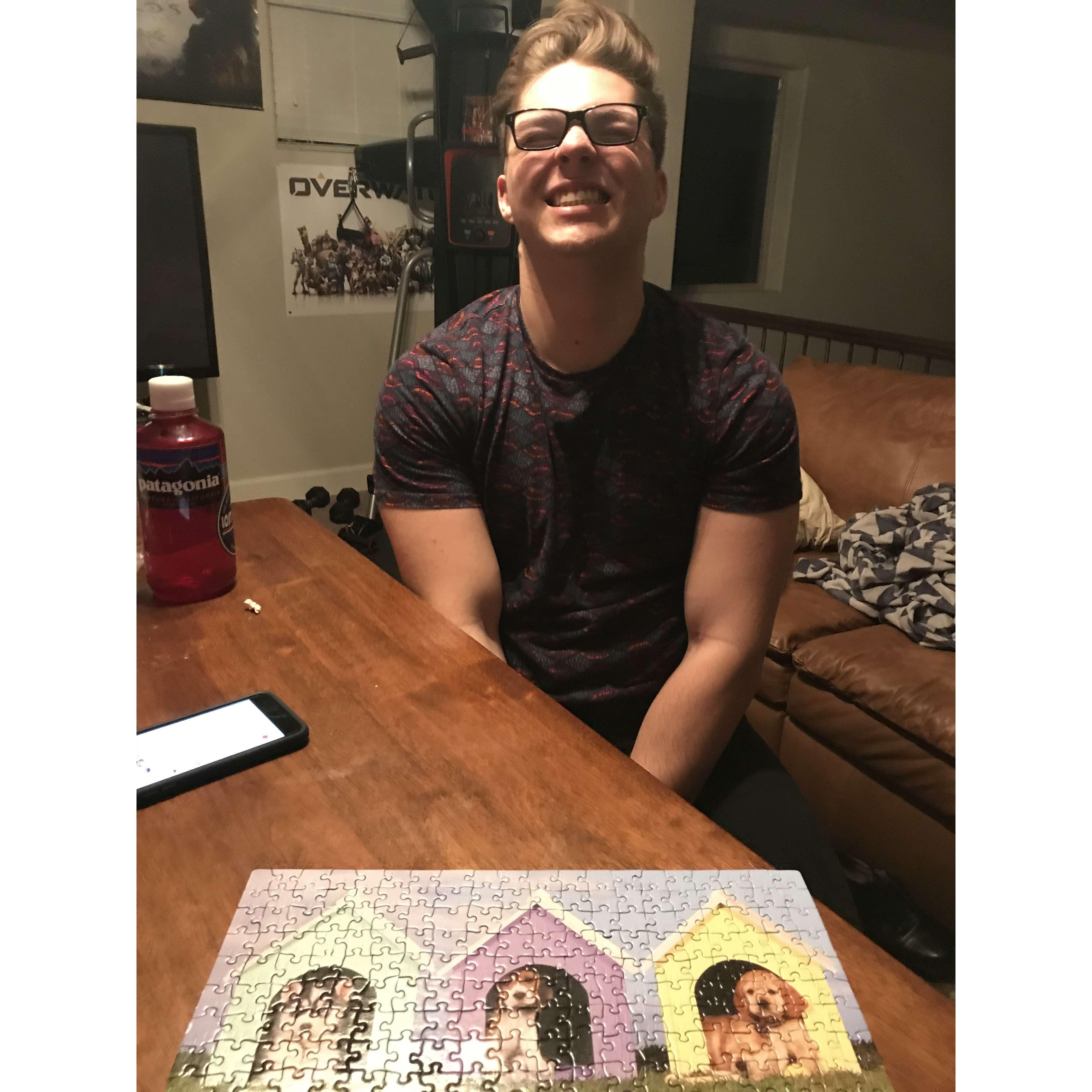 Our first date!! We closed out the restaurant, and then went back to Brian's house to drink coffee and do a puppy puzzle 😘😘