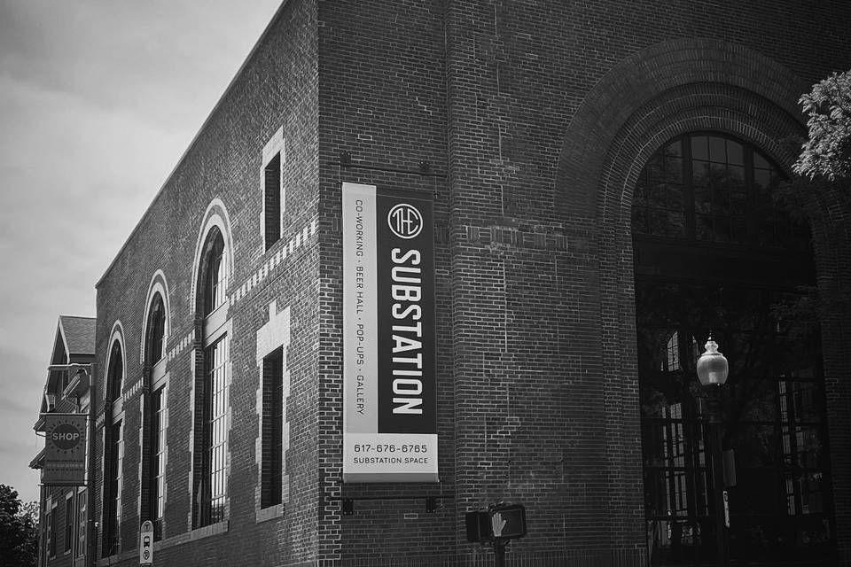 The Wedding Website of Saunsia Lewis and Thomas Gross