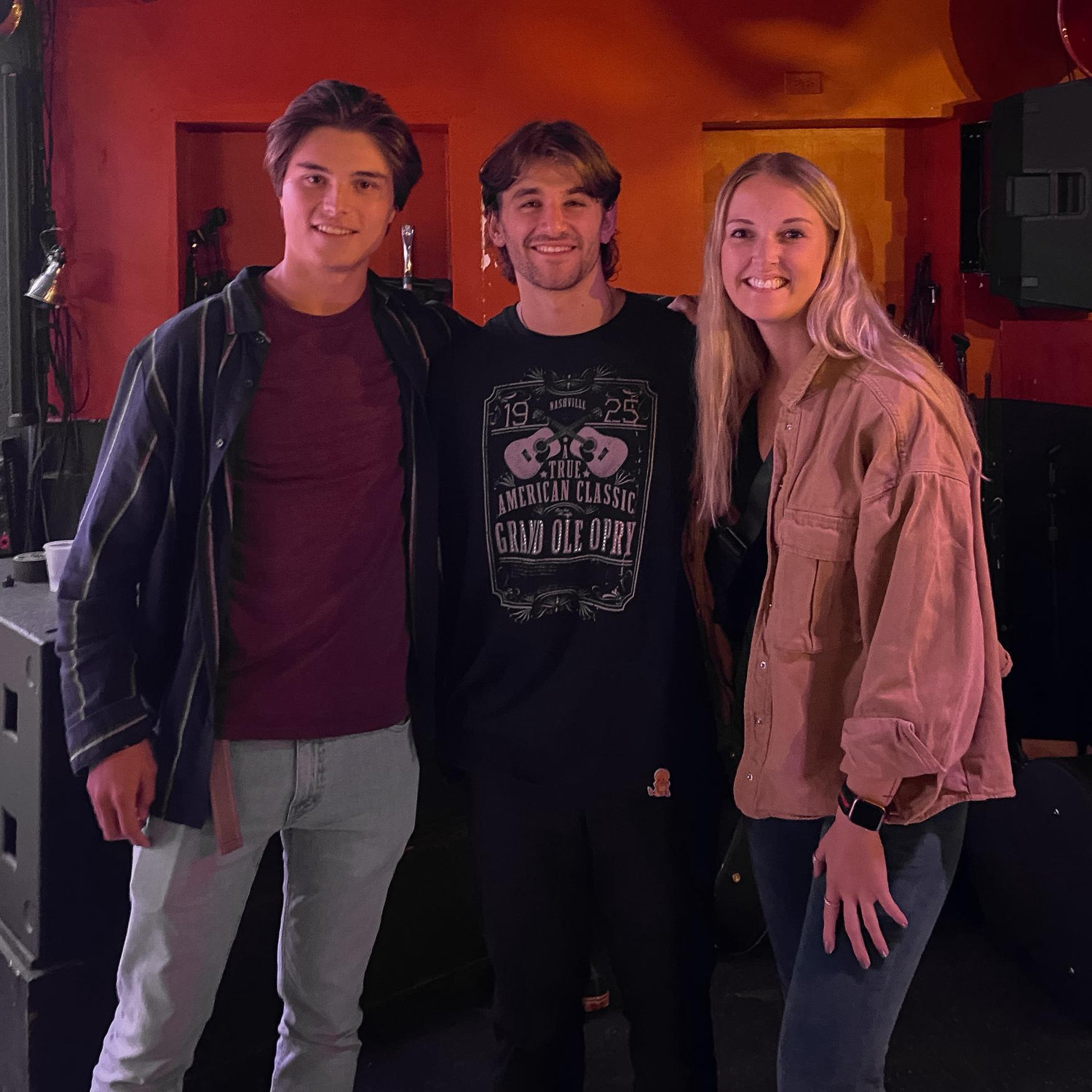 We met Jonah Kagen, one of our favorite artists!