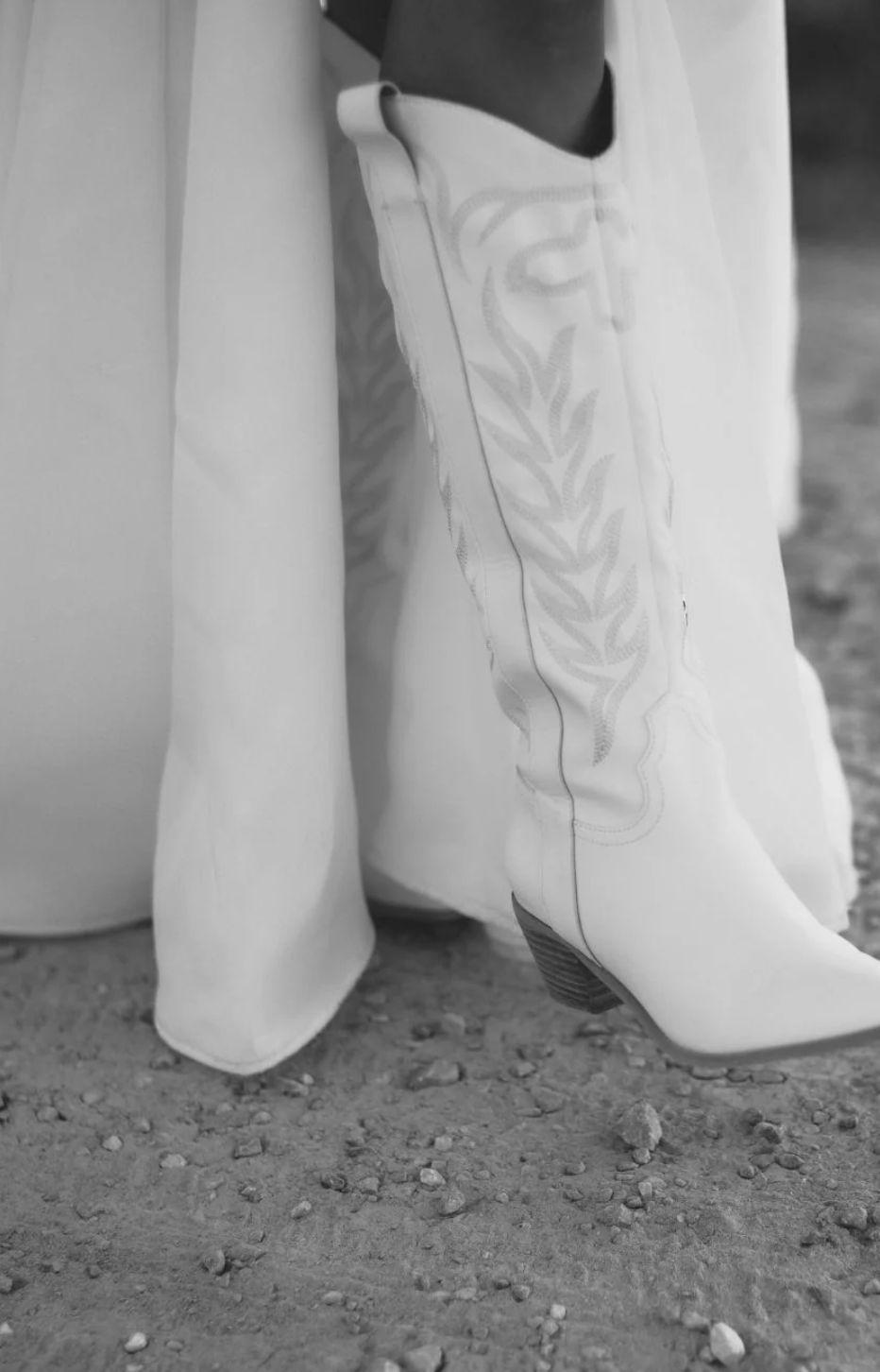 The Wedding Website of Mary Saintfort and Trevor Copeland