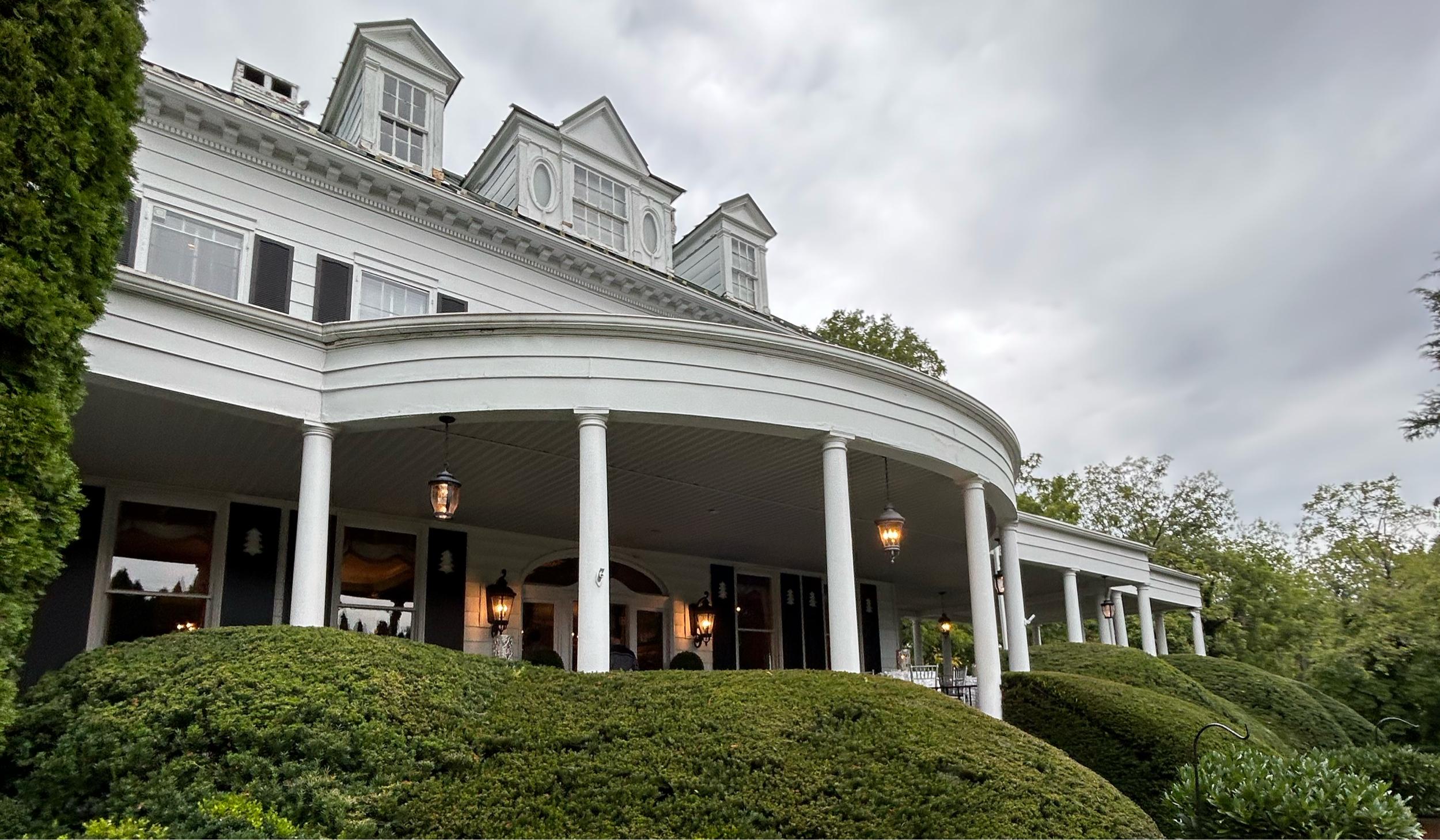 The Wedding Website of Courtney Wales and David Carey