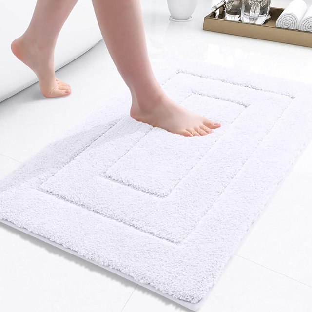 Buganda Bathroom Rugs, 24" x 16", Soft and Absorbent Microfiber Bath Rugs, Non-Slip Shaggy Bath Carpet, Machine Wash Dry Bath Mats for Bathroom Floor, Tub and Shower, White