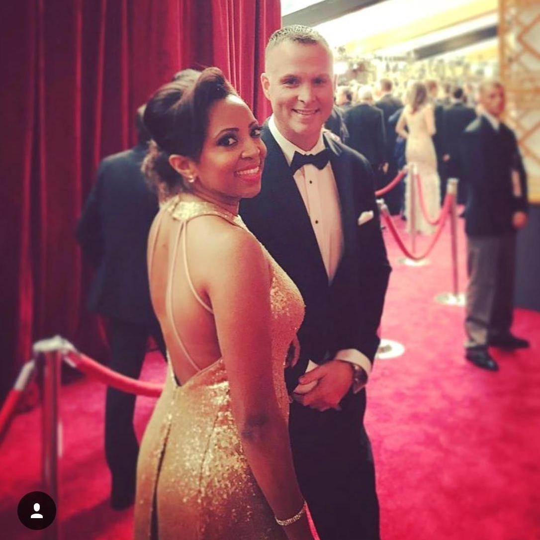 Entering the red carpet at the Oscars!!