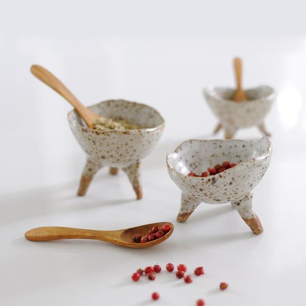 CERAMIC STONEWARE POD BOWLS