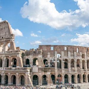Colosseum Guided Tour on Honeymoon