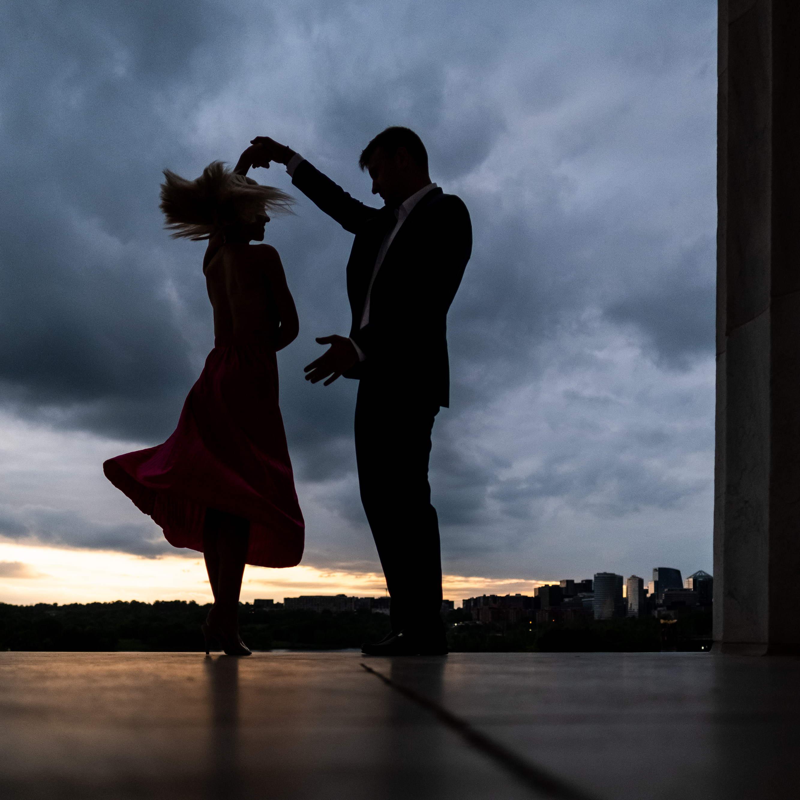 Engagement Shoot @ Lincoln Memorial. Forever my favourite dance partner! 2022