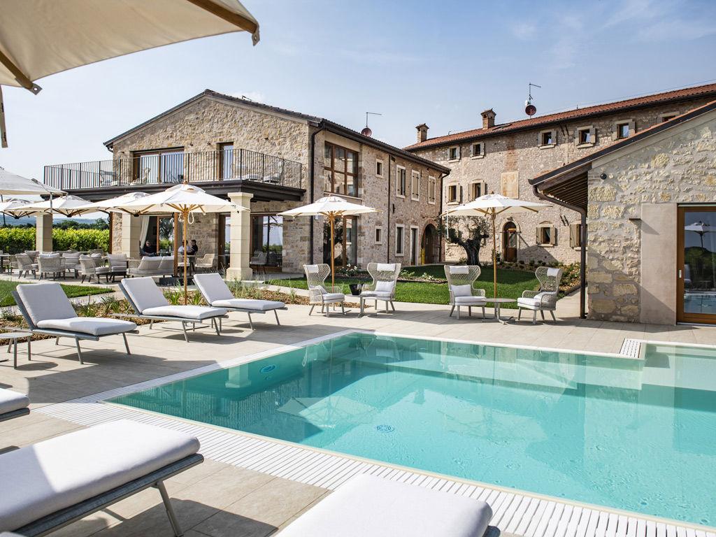 The Wedding Website of Rosanne Marshall and Raffaele Bellomi