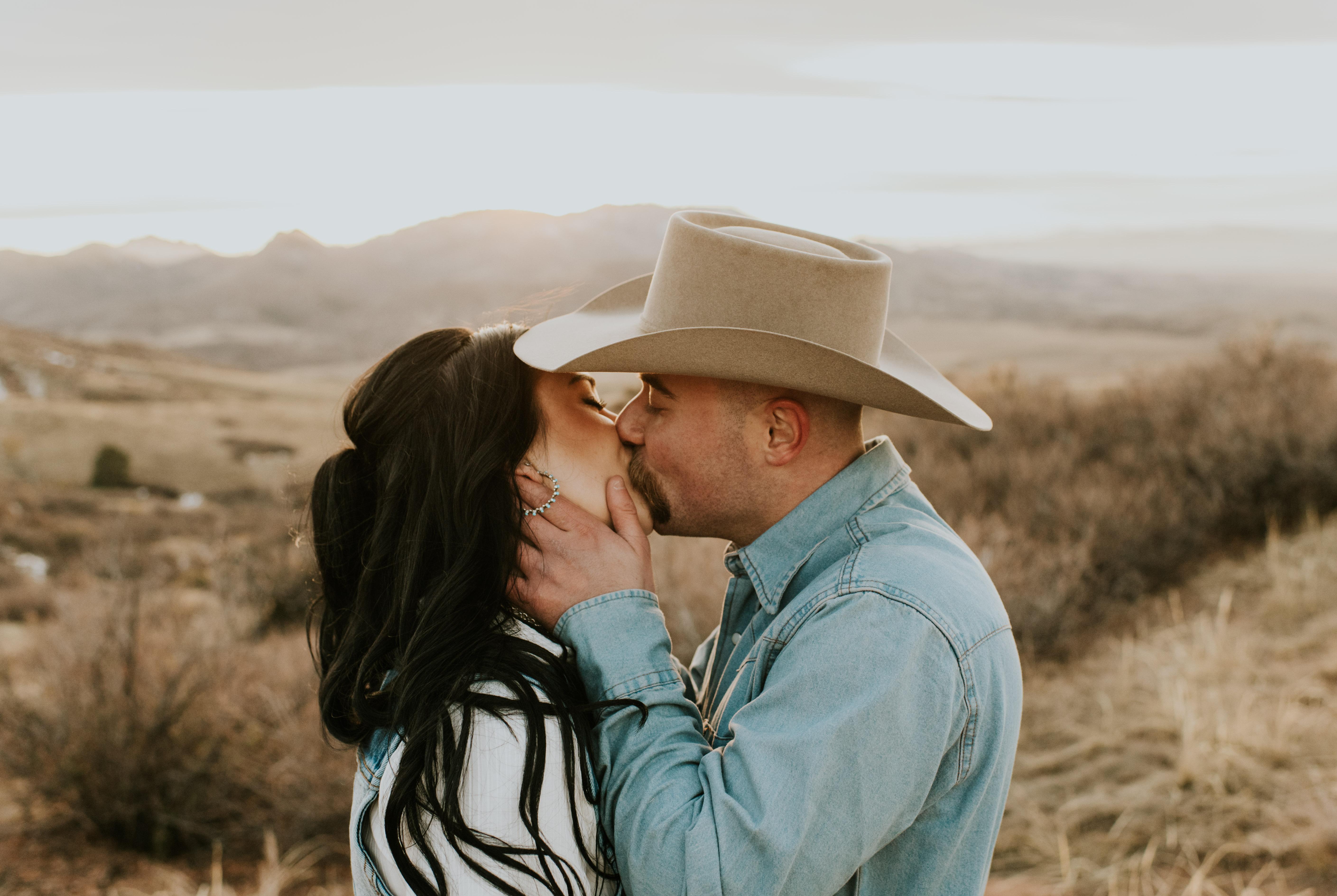 The Wedding Website of Samantha King and Dalton Hall